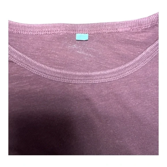 Vuori Long Sleeve Rise Tee Ruby Sz XXL Athleisure Athletic Casual Maroon - Picture 7 of 14